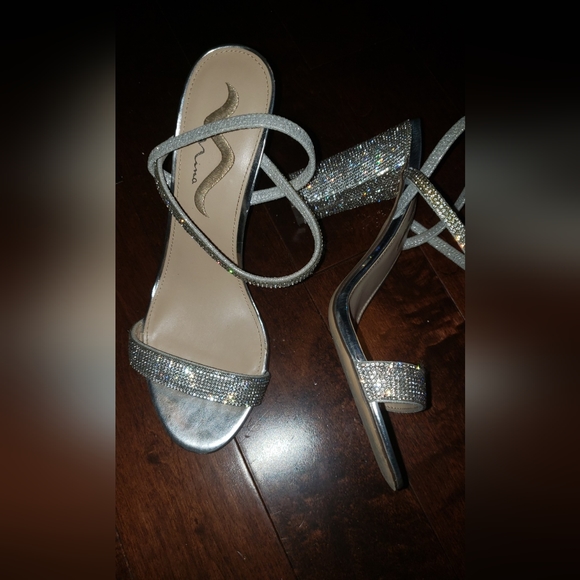 Nina size 10m silver - Picture 3 of 3